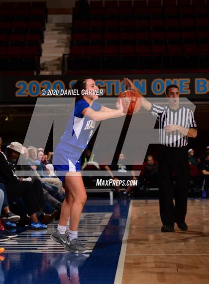 Thumbnail 2 in Haldane vs. Tuckahoe (Section 1 Class C Final) photogallery.