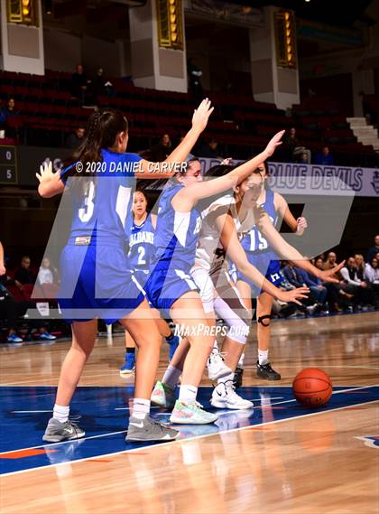 Thumbnail 2 in Haldane vs. Tuckahoe (Section 1 Class C Final) photogallery.