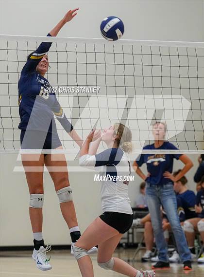 Thumbnail 2 in Yuma Catholic @ American Leadership Academy - West Foothills photogallery.