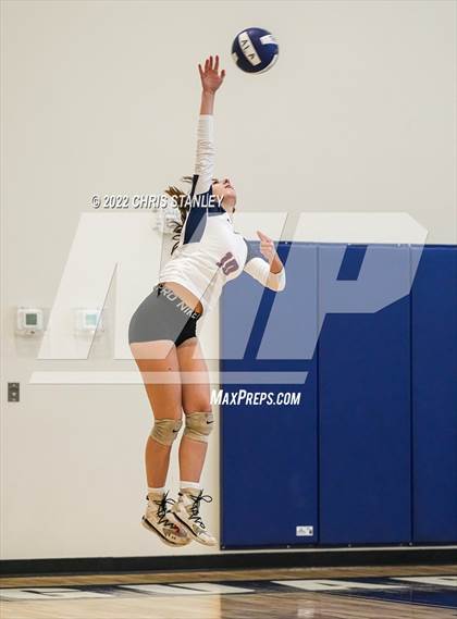 Thumbnail 2 in Yuma Catholic @ American Leadership Academy - West Foothills photogallery.