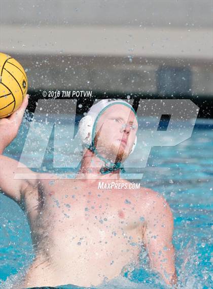 Thumbnail 3 in Oaks Christian vs Aliso Niguel (CIF SS D3 Final) photogallery.