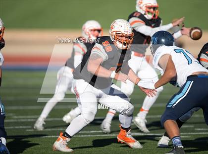 Thumbnail 1 in La Junta vs. Platte Valley (CHSAA 2A State Final) photogallery.