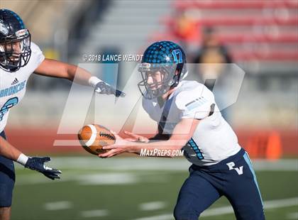 Thumbnail 2 in La Junta vs. Platte Valley (CHSAA 2A State Final) photogallery.