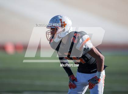 Thumbnail 2 in La Junta vs. Platte Valley (CHSAA 2A State Final) photogallery.