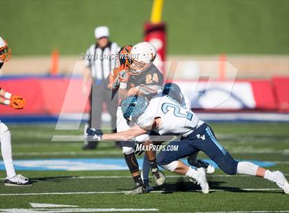 Thumbnail 1 in La Junta vs. Platte Valley (CHSAA 2A State Final) photogallery.