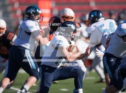 Thumbnail 2 in La Junta vs. Platte Valley (CHSAA 2A State Final) photogallery.