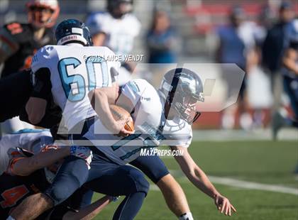 Thumbnail 3 in La Junta vs. Platte Valley (CHSAA 2A State Final) photogallery.