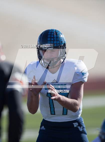 Thumbnail 3 in La Junta vs. Platte Valley (CHSAA 2A State Final) photogallery.