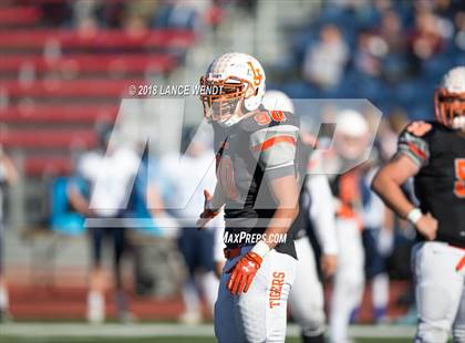 Thumbnail 3 in La Junta vs. Platte Valley (CHSAA 2A State Final) photogallery.
