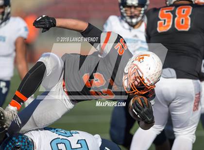 Thumbnail 1 in La Junta vs. Platte Valley (CHSAA 2A State Final) photogallery.