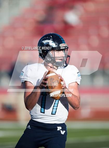 Thumbnail 3 in La Junta vs. Platte Valley (CHSAA 2A State Final) photogallery.