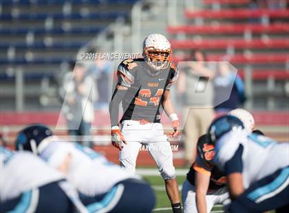Thumbnail 3 in La Junta vs. Platte Valley (CHSAA 2A State Final) photogallery.