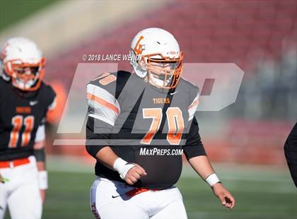 Thumbnail 2 in La Junta vs. Platte Valley (CHSAA 2A State Final) photogallery.
