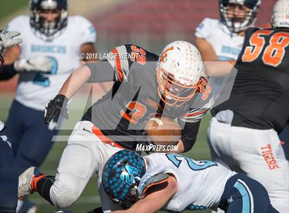 Thumbnail 2 in La Junta vs. Platte Valley (CHSAA 2A State Final) photogallery.