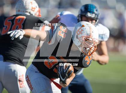 Thumbnail 3 in La Junta vs. Platte Valley (CHSAA 2A State Final) photogallery.