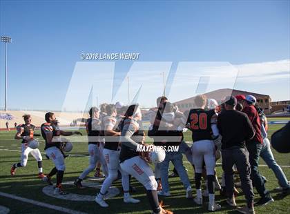 Thumbnail 3 in La Junta vs. Platte Valley (CHSAA 2A State Final) photogallery.
