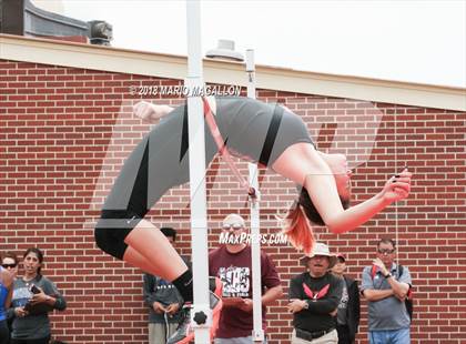 Thumbnail 2 in UIL 6A District 29/30 Area Meet photogallery.