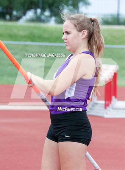 Thumbnail 1 in UIL 6A District 29/30 Area Meet photogallery.