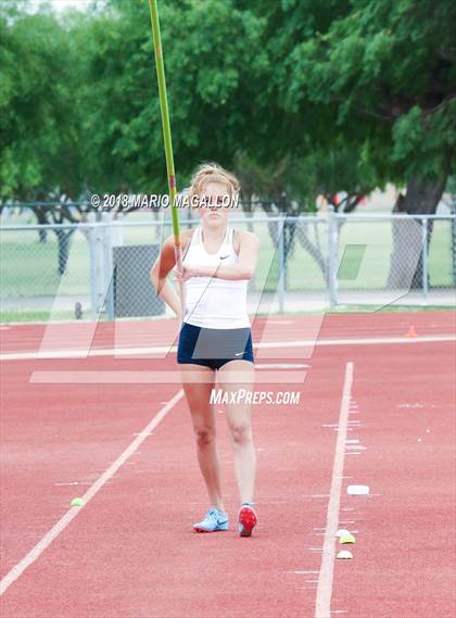 Thumbnail 2 in UIL 6A District 29/30 Area Meet photogallery.