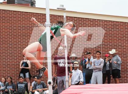 Thumbnail 1 in UIL 6A District 29/30 Area Meet photogallery.