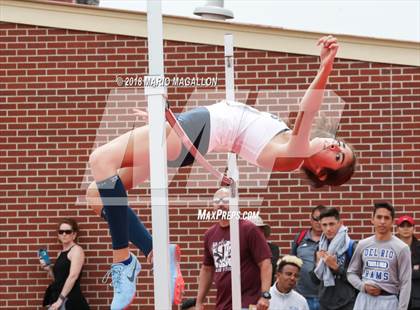 Thumbnail 1 in UIL 6A District 29/30 Area Meet photogallery.