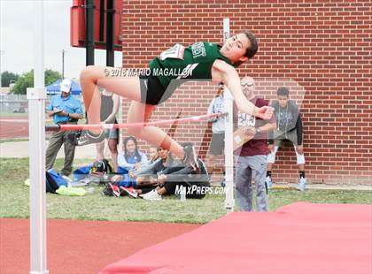 Thumbnail 3 in UIL 6A District 29/30 Area Meet photogallery.