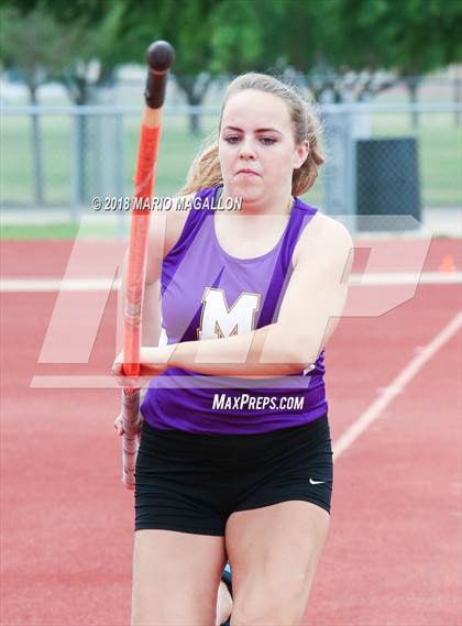 Thumbnail 3 in UIL 6A District 29/30 Area Meet photogallery.