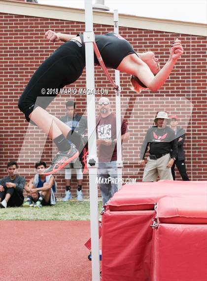 Thumbnail 3 in UIL 6A District 29/30 Area Meet photogallery.