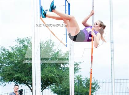 Thumbnail 1 in UIL 6A District 29/30 Area Meet photogallery.