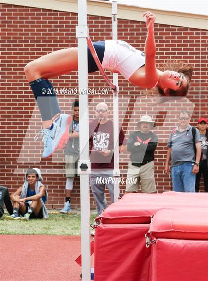 Thumbnail 1 in UIL 6A District 29/30 Area Meet photogallery.