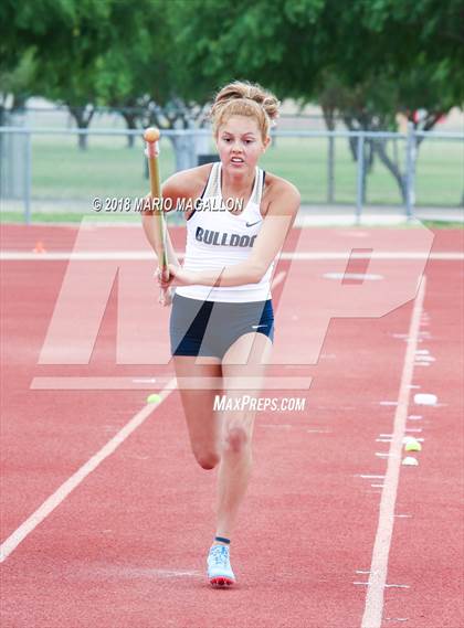 Thumbnail 2 in UIL 6A District 29/30 Area Meet photogallery.