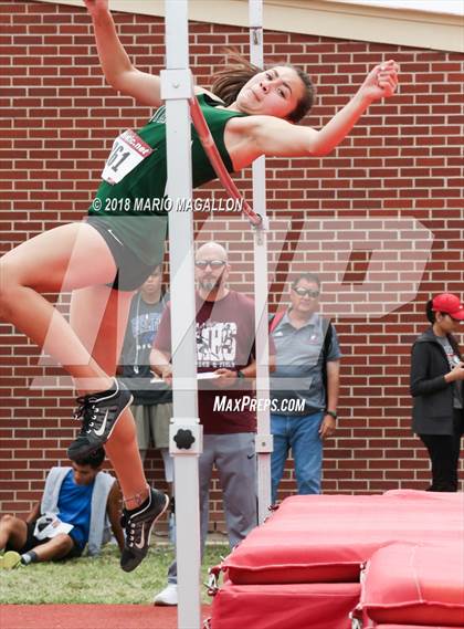 Thumbnail 2 in UIL 6A District 29/30 Area Meet photogallery.