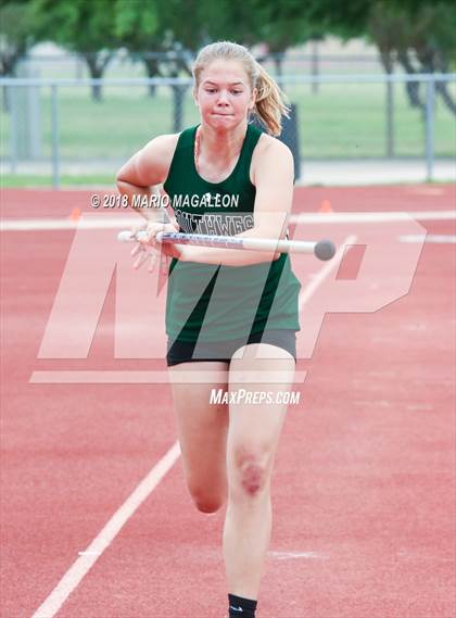 Thumbnail 3 in UIL 6A District 29/30 Area Meet photogallery.
