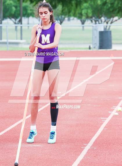Thumbnail 2 in UIL 6A District 29/30 Area Meet photogallery.