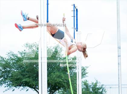 Thumbnail 3 in UIL 6A District 29/30 Area Meet photogallery.