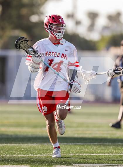 Thumbnail 3 in Crespi vs. Mater Dei (CIFSS D1 Playoff) photogallery.