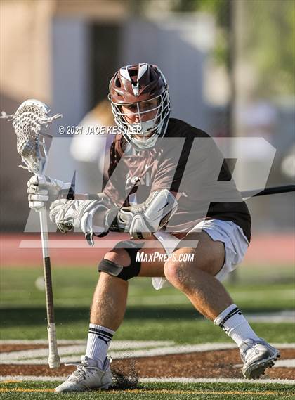 Thumbnail 3 in Crespi vs. Mater Dei (CIFSS D1 Playoff) photogallery.