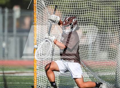 Thumbnail 2 in Crespi vs. Mater Dei (CIFSS D1 Playoff) photogallery.