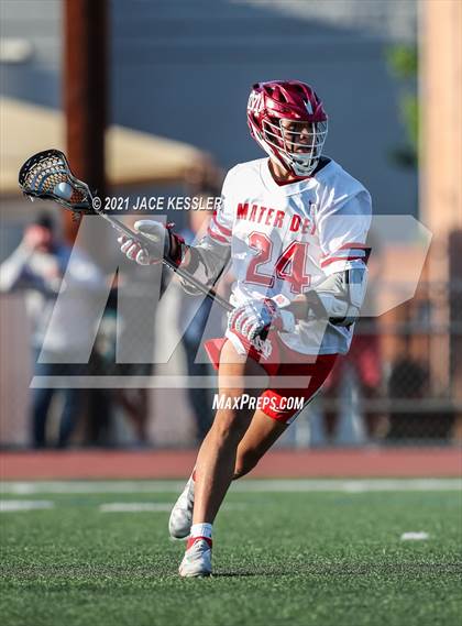 Thumbnail 1 in Crespi vs. Mater Dei (CIFSS D1 Playoff) photogallery.