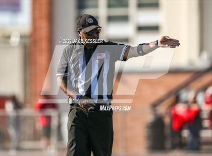 Thumbnail 3 in Crespi vs. Mater Dei (CIFSS D1 Playoff) photogallery.