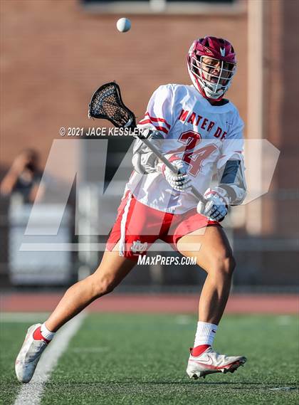 Thumbnail 1 in Crespi vs. Mater Dei (CIFSS D1 Playoff) photogallery.