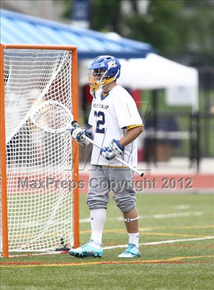 Thumbnail 1 in West Islip vs Ithaca (NYSPHSAA Class A Final) photogallery.
