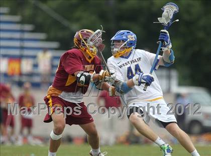 Thumbnail 1 in West Islip vs Ithaca (NYSPHSAA Class A Final) photogallery.