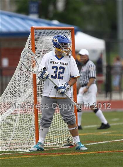 Thumbnail 1 in West Islip vs Ithaca (NYSPHSAA Class A Final) photogallery.