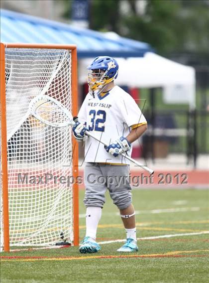 Thumbnail 3 in West Islip vs Ithaca (NYSPHSAA Class A Final) photogallery.