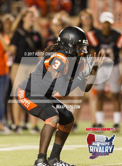 Thumbnail 3 in Putnam City @ Putnam City North (2016 MaxPreps Rivalry Series)  photogallery.
