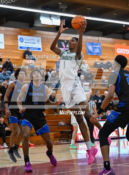 Thumbnail 1 in Windward vs. St. Mary's (Torrey Pines Holiday Classic) photogallery.