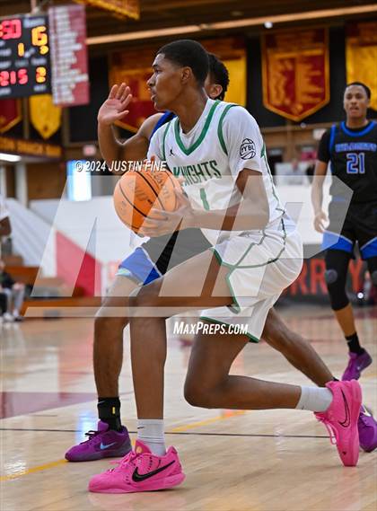 Thumbnail 3 in Windward vs. St. Mary's (Torrey Pines Holiday Classic) photogallery.