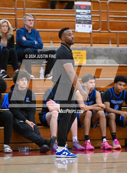 Thumbnail 1 in Windward vs. St. Mary's (Torrey Pines Holiday Classic) photogallery.