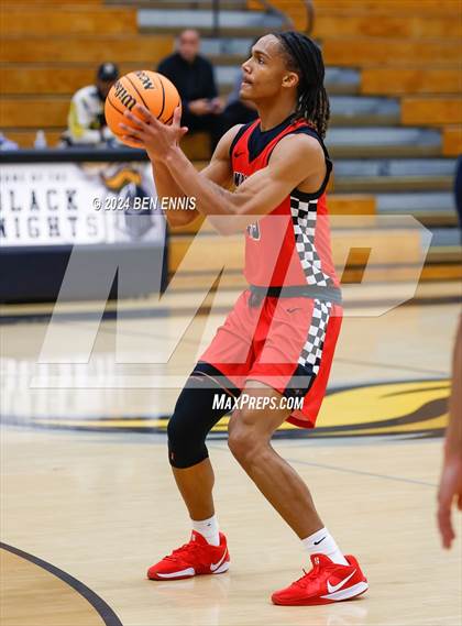 Thumbnail 2 in Woodward Academy vs. Lambert (OTR Hoops: Thanksgiving Showcase) photogallery.